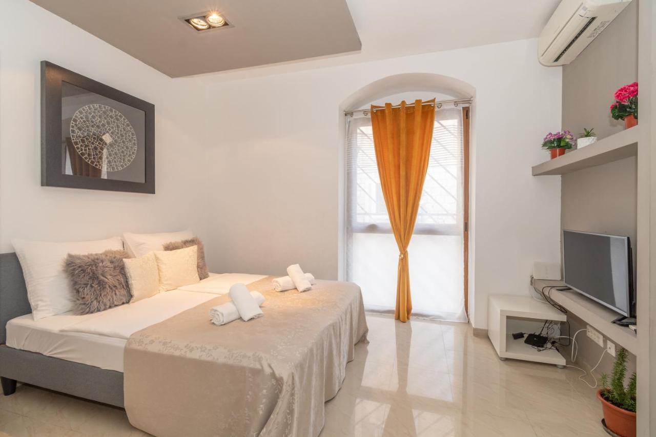 Rony Studio Apartment Split Bagian luar foto